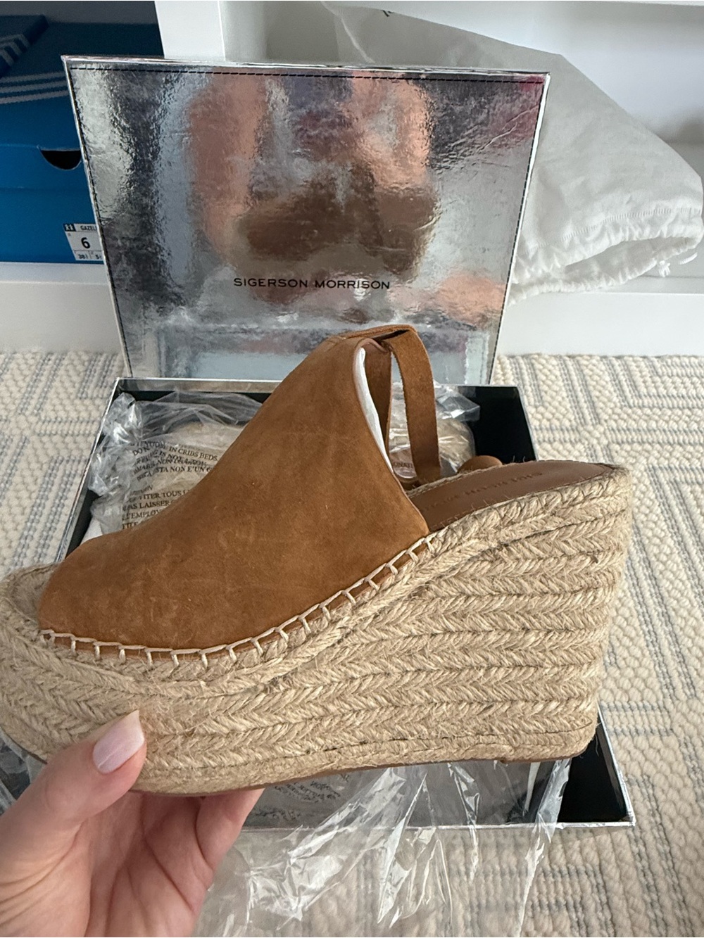 NWT Sigerson Morrison Caramel Suede Espadrille Wedge Sandals